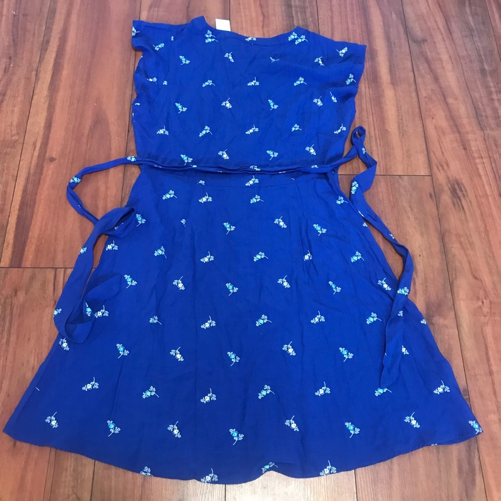 LOFT Royal Blue Floral Button-Front Tie-Waist Dress size 6 - Picture 7 of 16